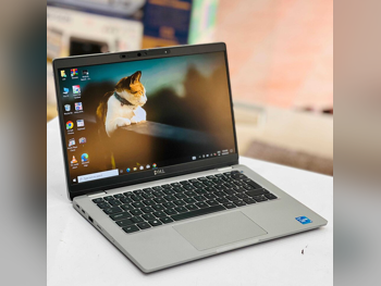 أجهزة الكمبيوتر المحمولة ديل  - لاتيتيود  - فضي  - ويندوز 11  - انتيل  - كور اي 5  -الذاكرة (رام): 16 جيجابابت