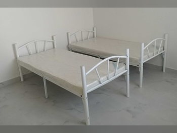 الأسّرة - فردي  - أبيض  - متضمنة المرتبة