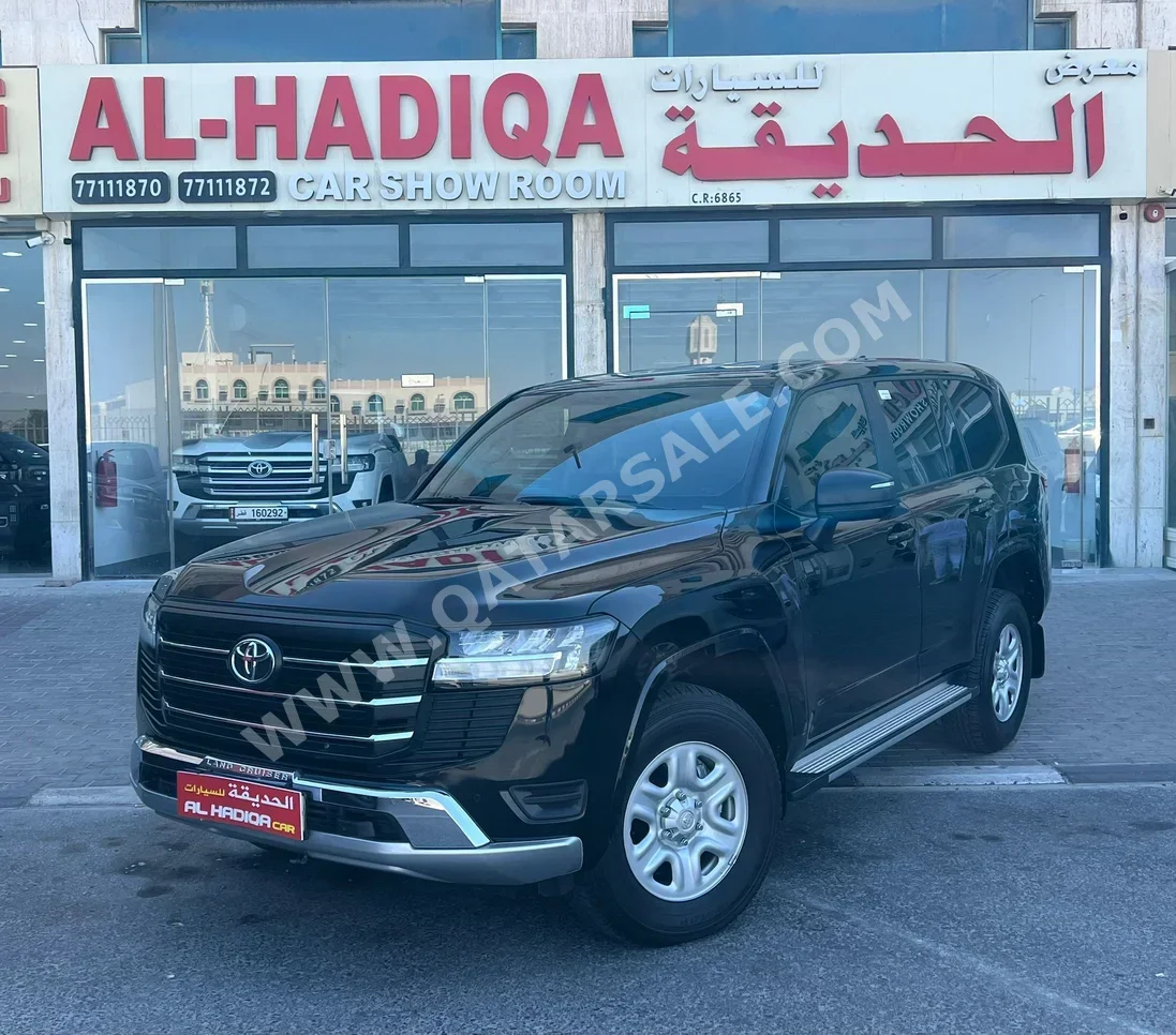 Toyota  Land Cruiser  GX  2024  Automatic  51,000 Km  6 Cylinder  Four Wheel Drive (4WD)  SUV  Black  With Warranty