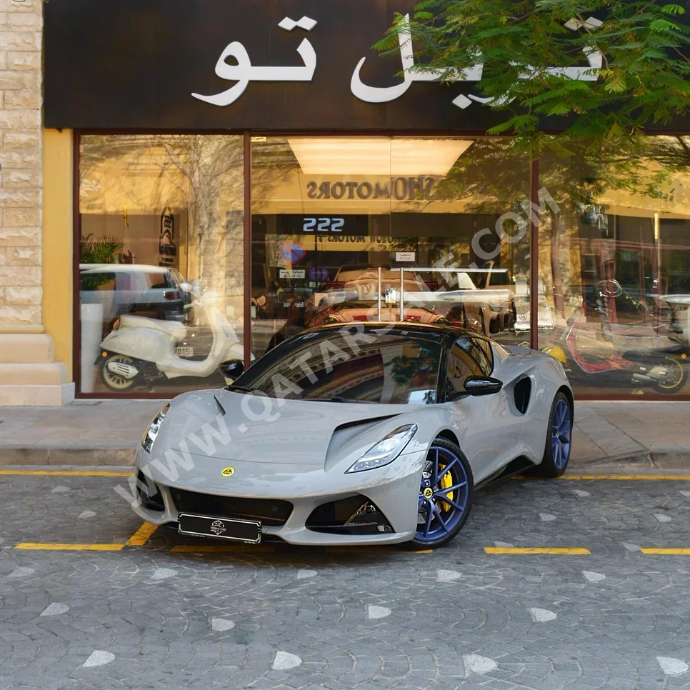 لوتس اميره فيرست ادشن 2024 اوتوماتيك 3,380 كم 6 سلندر دفع كلي مستمر كوبيه \ سبورت فضي تحت الضمان