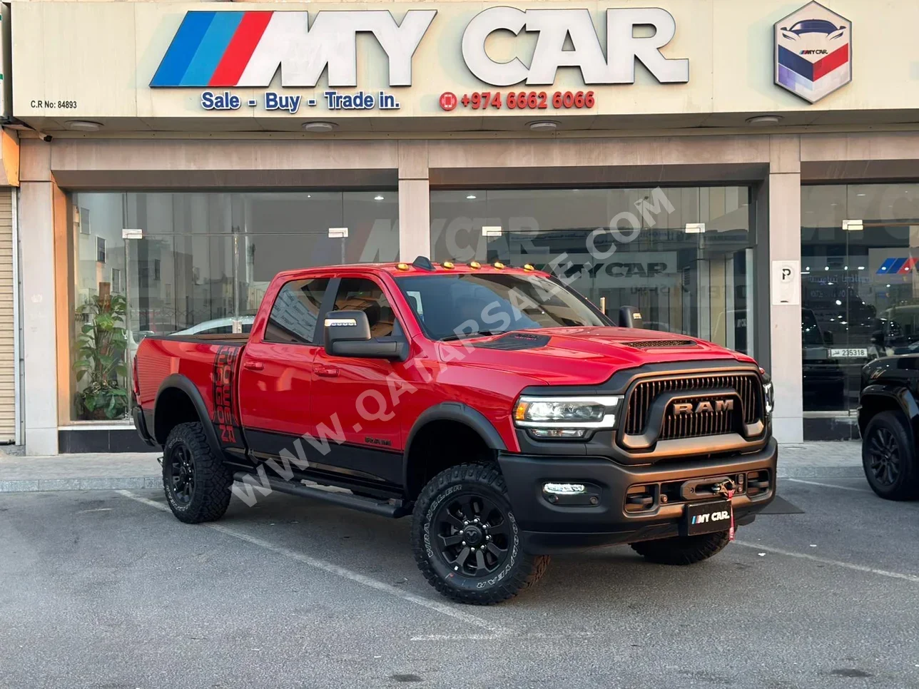 دودج رام باور واجن 2024 اوتوماتيك 7,000 كم 8 سلندر دفع رباعي بيكب أحمر تحت الضمان