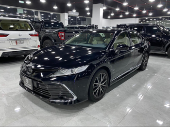 Toyota  Camry  Limited  2024  Automatic  30,000 Km  6 Cylinder  Front Wheel Drive (FWD)  Sedan  Black  With Warranty