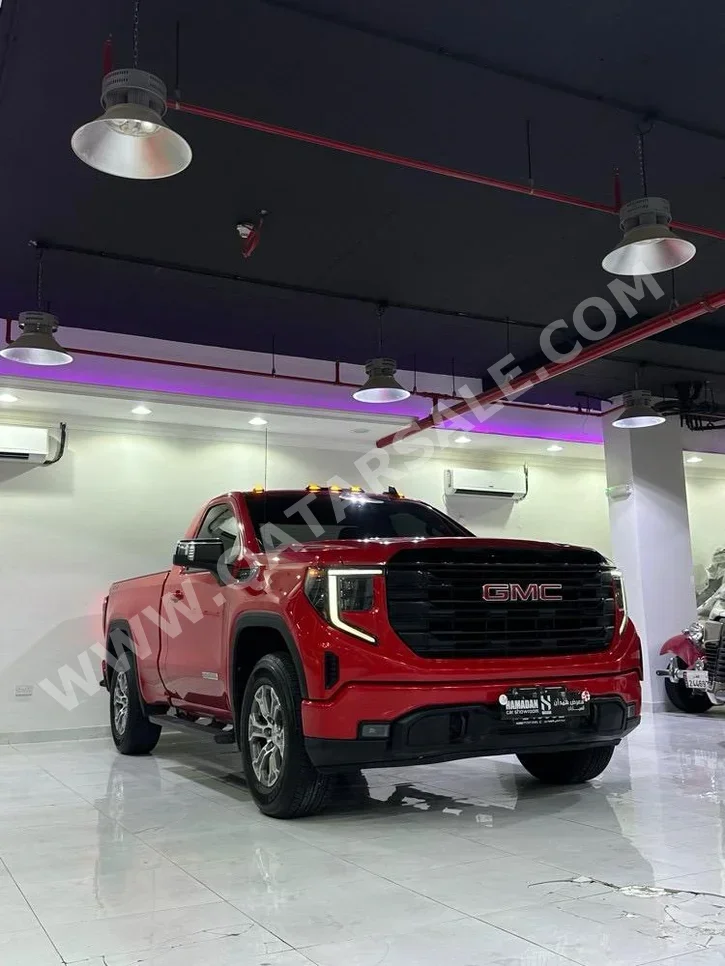 جي ام سي  سييرا  اليفيشن  2023  اوتوماتيك  130,000 كم  8 سلندر  دفع رباعي  بيكب  أحمر