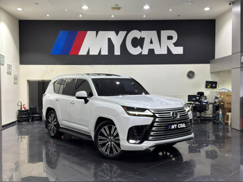 لكزس  ال اكس  600 لكجري  2022  اوتوماتيك  72,000 كم  6 سلندر  دفع رباعي  اس يو في  أبيض