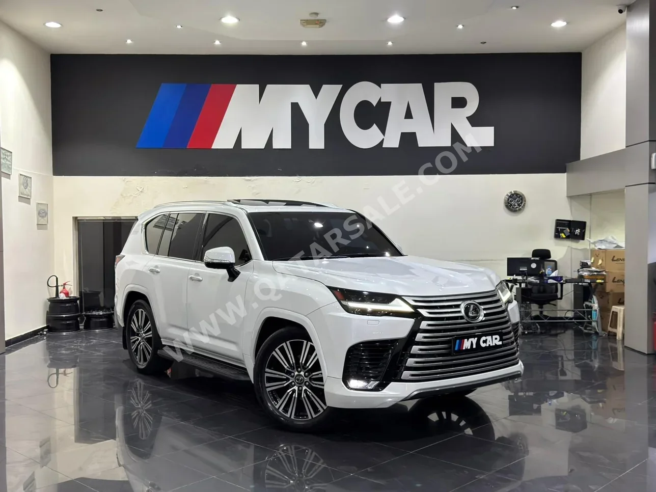 لكزس ال اكس 600 لكجري 2022 اوتوماتيك 72,000 كم 6 سلندر دفع رباعي اس يو في أبيض