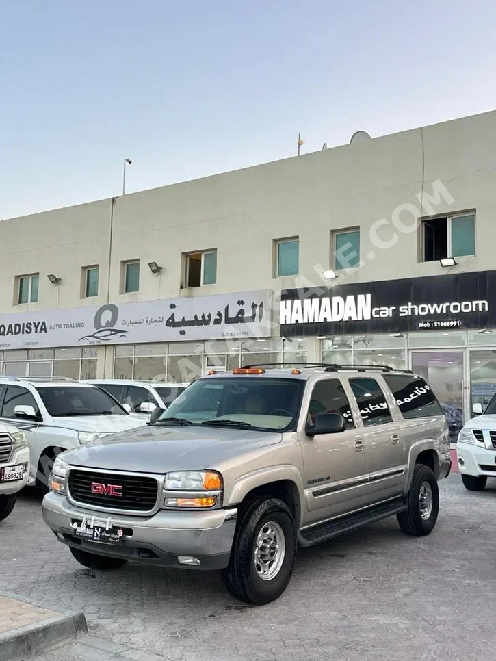 جي ام سي يوكون اكس ال اس ال تي 2005 اوتوماتيك 112,000 كم 8 سلندر دفع رباعي اس يو في ذهبي