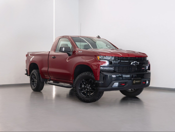 Chevrolet  Silverado  LT Trail Boss Z71  2021  Automatic  12,530 Km  8 Cylinder  Four Wheel Drive (4WD)  Pick Up  Red  With Warranty
