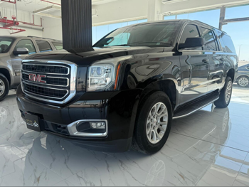 جي ام سي يوكون اكس إل 2015 اوتوماتيك 166,000 كم 8 سلندر دفع رباعي اس يو في أسود