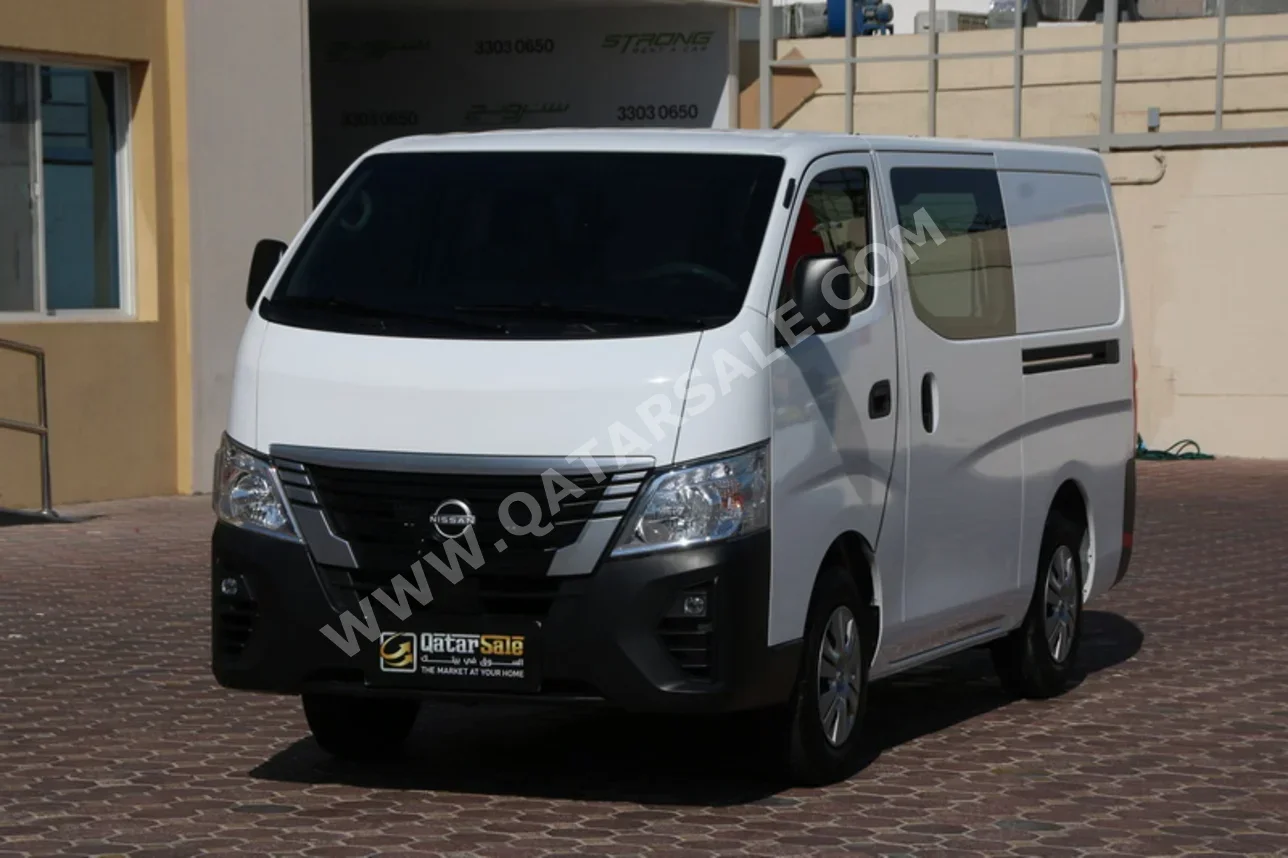 نيسان أورفان 2024 عادي 18,000 كم 4 سلندر سحب امامي فان \ باص أبيض تحت الضمان