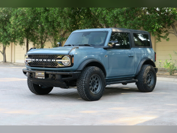 فورد  برونكو  وايلد تراك  2021  اوتوماتيك  18,000 كم  6 سلندر  دفع رباعي  اس يو في  رمادي  تحت الضمان