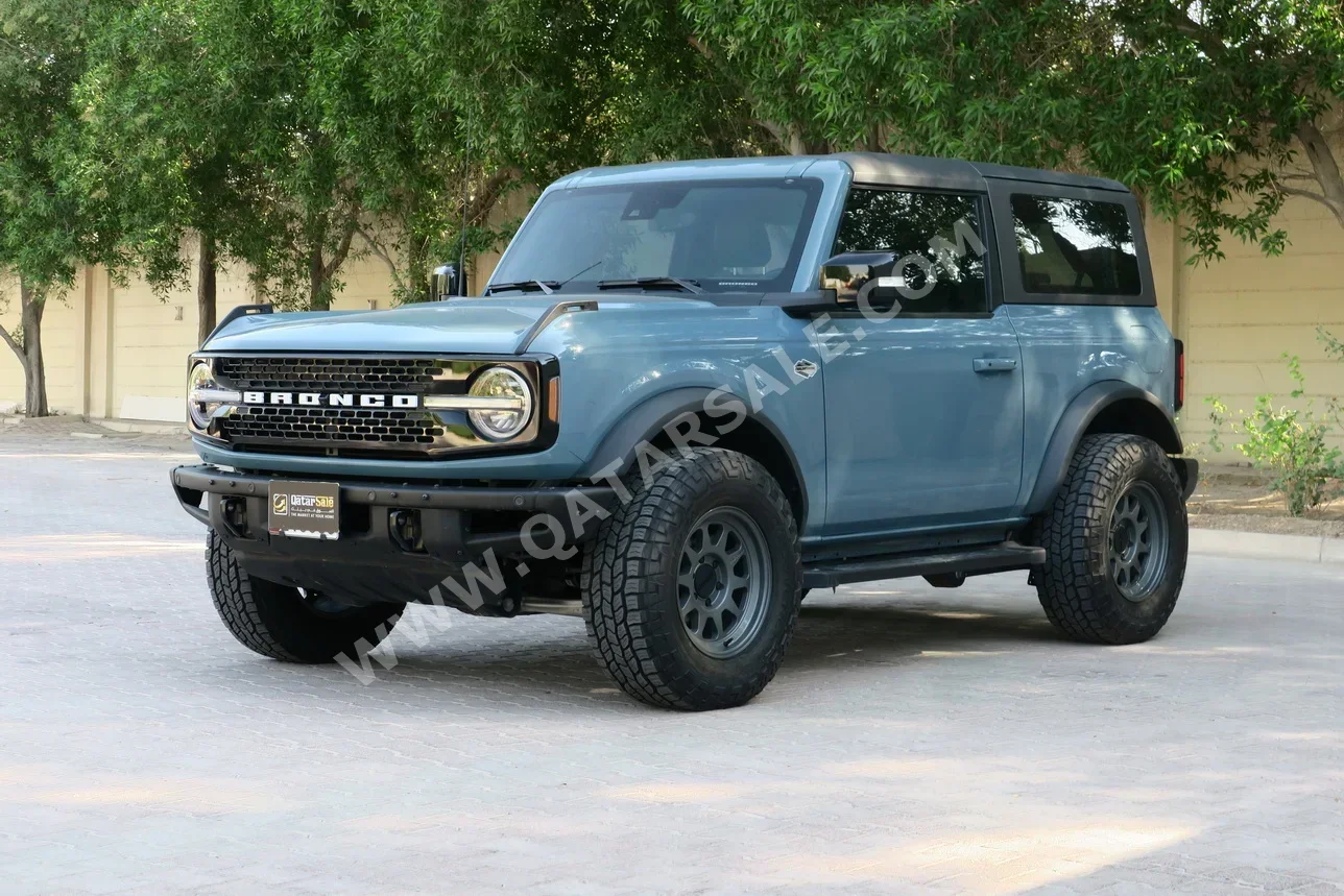 فورد  برونكو  وايلد تراك  2021  اوتوماتيك  18,000 كم  6 سلندر  دفع رباعي  اس يو في  رمادي  تحت الضمان
