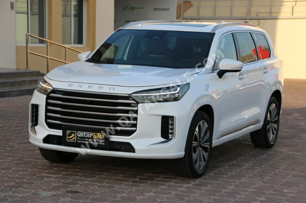 إكسيد في اكس 400 تي 2025 اوتوماتيك 4,000 كم 4 سلندر دفع رباعي اس يو في أبيض تحت الضمان