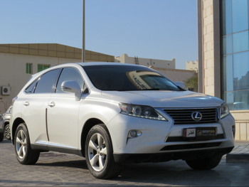 لكزس ار اكس 350 2013 اوتوماتيك 70,000 كم 6 سلندر دفع رباعي اس يو في أبيض