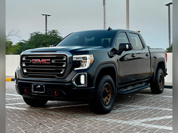 جي ام سي  سييرا  اي تي 4  كاربون برو  2021  اوتوماتيك  79,000 كم  8 سلندر  دفع رباعي  بيكب  أسود