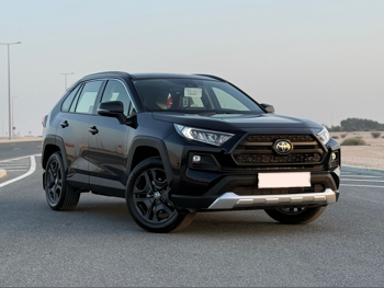 Toyota  Rav 4  2025  Automatic  0 Km  4 Cylinder  Four Wheel Drive (4WD)  SUV  Black  With Warranty