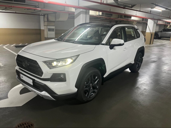 تويوتا  راف 4  2025  اوتوماتيك  0 كم  4 سلندر  دفع رباعي  اس يو في  أبيض  تحت الضمان