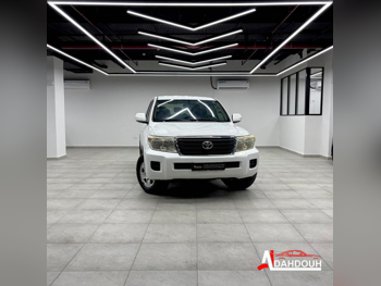 Toyota  Land Cruiser  G  2012  Automatic  520,000 Km  6 Cylinder  Four Wheel Drive (4WD)  SUV  White