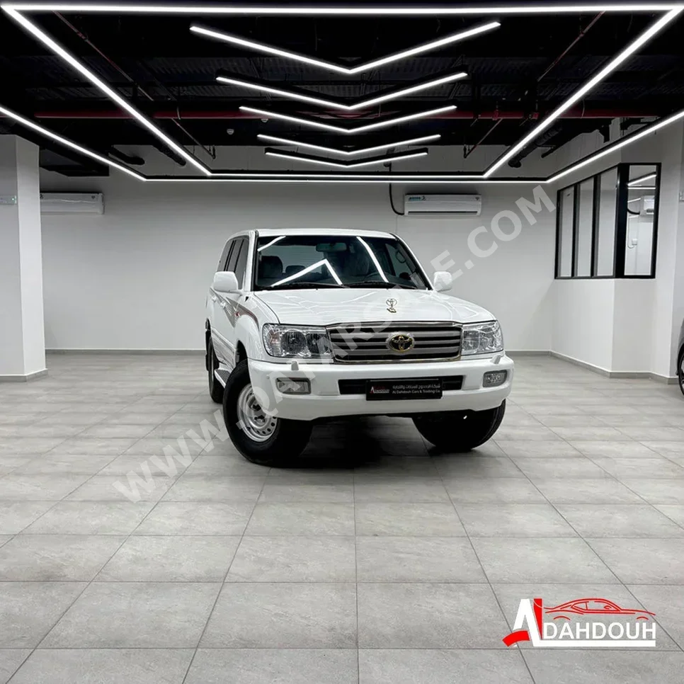 تويوتا  لاند كروزر  في اكس ار  2007  اوتوماتيك  398,000 كم  8 سلندر  دفع رباعي  اس يو في  أبيض لؤلؤي