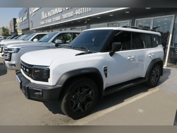 Jetour  T2  Luxury  2025  Automatic  35,000 Km  4 Cylinder  Four Wheel Drive (4WD)  SUV  White  With Warranty