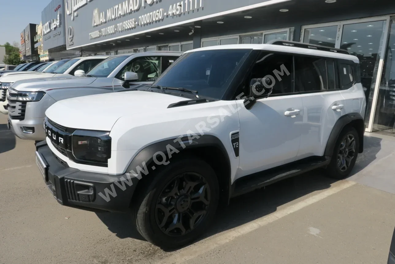 Jetour T2 Luxury 2025 Automatic 3,500 Km 4 Cylinder Four Wheel Drive (4WD) SUV White With Warranty