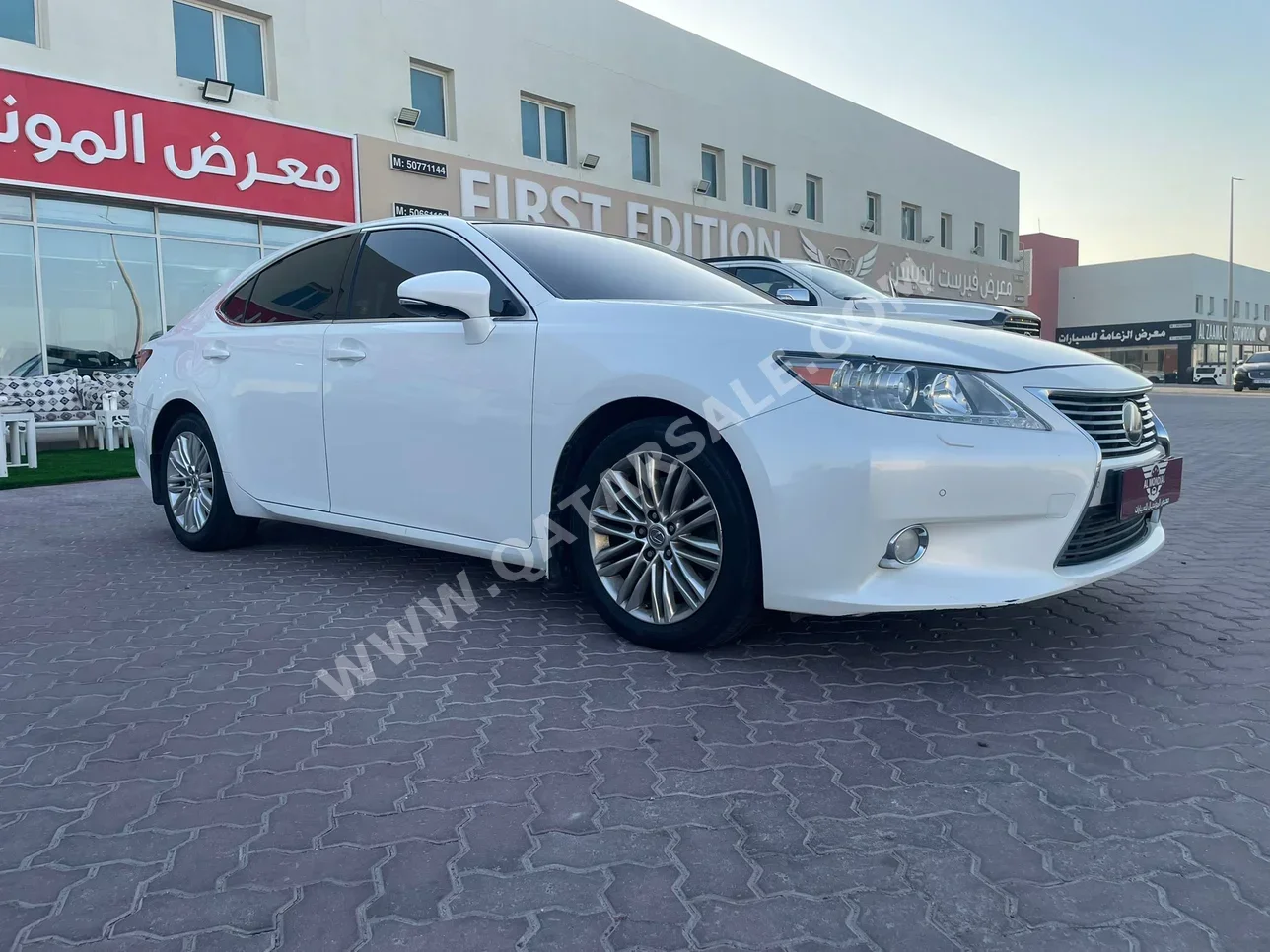 Lexus ES 350 2013 Automatic 147,000 Km 6 Cylinder Rear Wheel Drive (RWD) Sedan White
