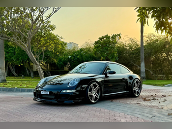بورش  911  كاريرا 4 اس  2006  اوتوماتيك  153,900 كم  6 سلندر  دفع رباعي  كوبيه \ سبورت  أسود
