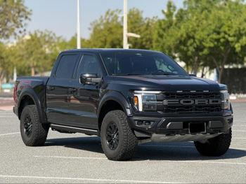 فورد  رابتر  بريفورمنس  2024  اوتوماتيك  29,000 كم  6 سلندر  دفع رباعي  بيكب  أسود  تحت الضمان