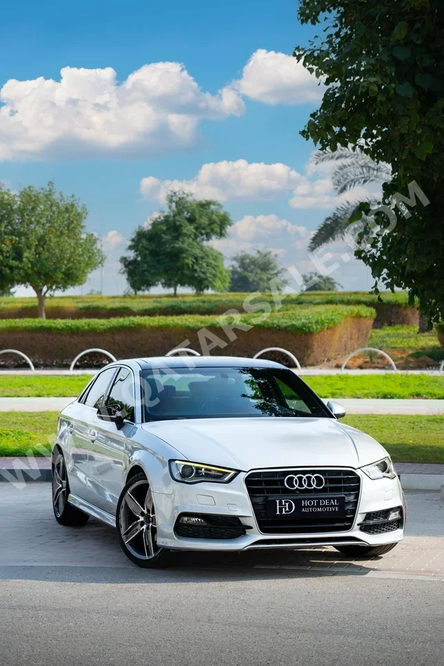 Audi  A3  S-Line  2014  Automatic  113,770 Km  4 Cylinder  Four Wheel Drive (4WD)  Sedan  Silver