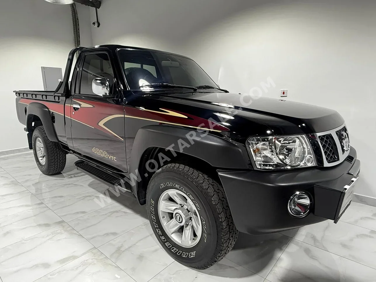 نيسان باترول بيك اب 2023 اوتوماتيك 4,000 كم 6 سلندر دفع رباعي بيكب أسود تحت الضمان