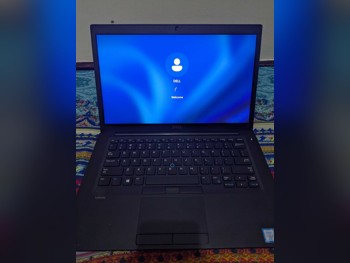 Laptops Dell  - Latitude  2021  - Black  - Windows 11  - Intel  - Core i7  -Memory (Ram): 16 GB