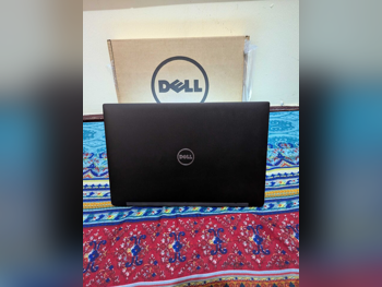 Laptops Dell  - Latitude  2021  - Black  - Windows 11  - Intel  - Core i7  -Memory (Ram): 16 GB