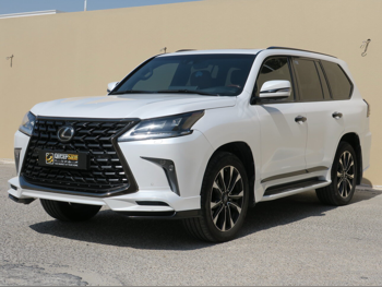 Lexus  LX  570 S Black Edition  2021  Automatic  116,000 Km  8 Cylinder  Four Wheel Drive (4WD)  SUV  Pearl