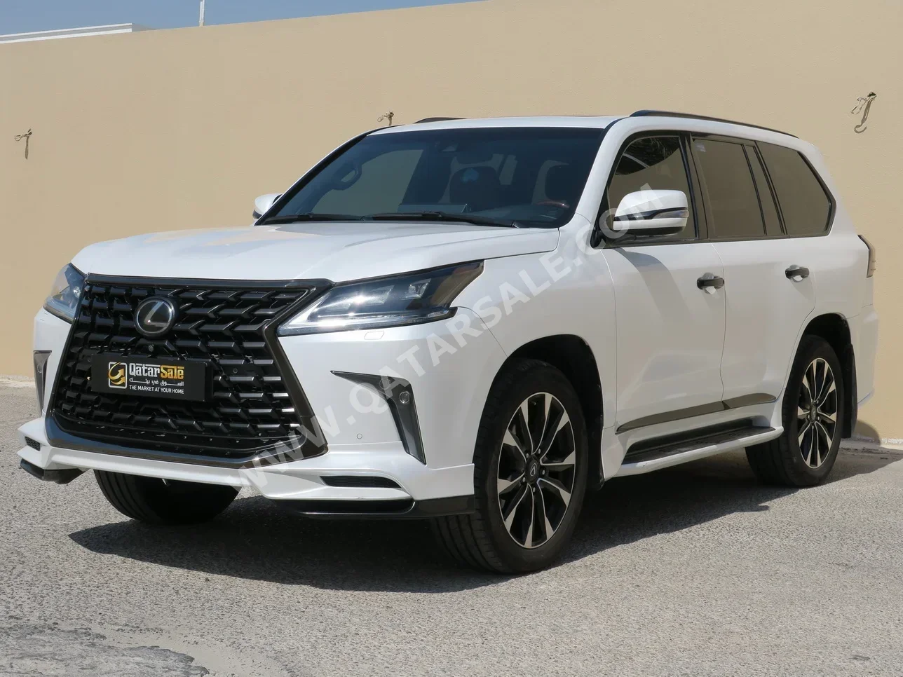 Lexus  LX  570 S Black Edition  2021  Automatic  116,000 Km  8 Cylinder  Four Wheel Drive (4WD)  SUV  Pearl