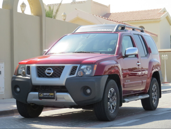 Nissan Xterra S 2014 Automatic 131,000 Km 6 Cylinder Four Wheel Drive (4WD) SUV Maroon