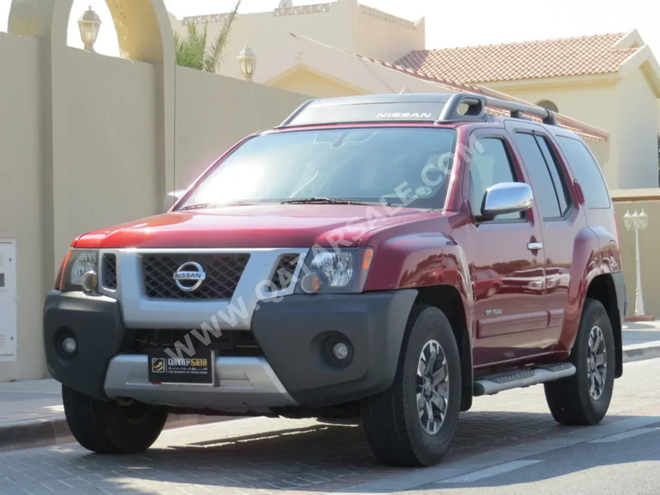 Nissan Xterra S 2014 Automatic 131,000 Km 6 Cylinder Four Wheel Drive (4WD) SUV Maroon