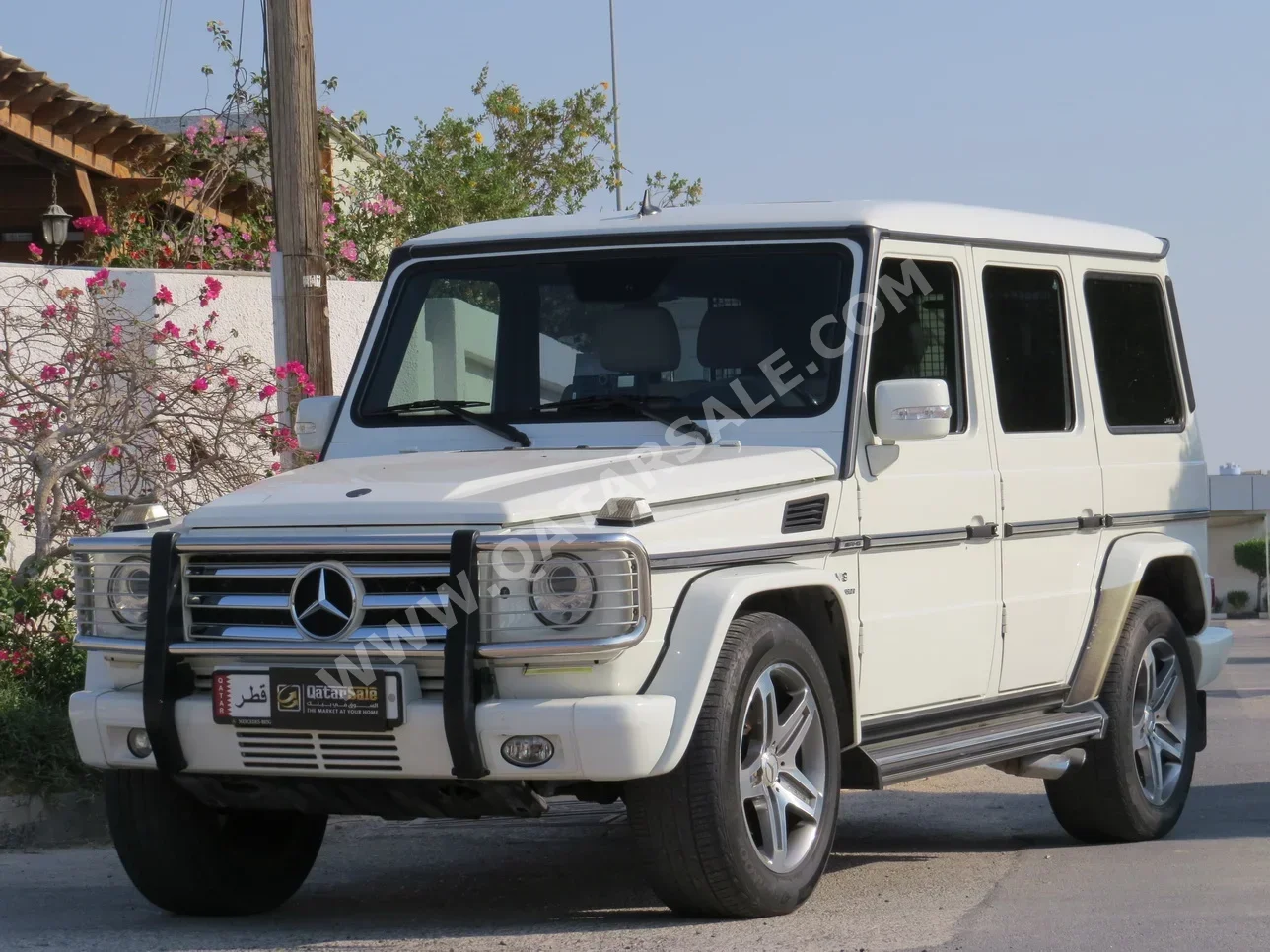 Mercedes-Benz G-Class 55 AMG 2010 Automatic 99,000 Km 8 Cylinder Four Wheel Drive (4WD) SUV White