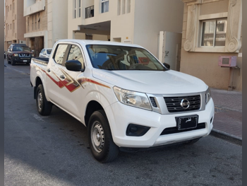 Nissan  Navara  2020  Manual  130,000 Km  4 Cylinder  Rear Wheel Drive (RWD)  Pick Up  White