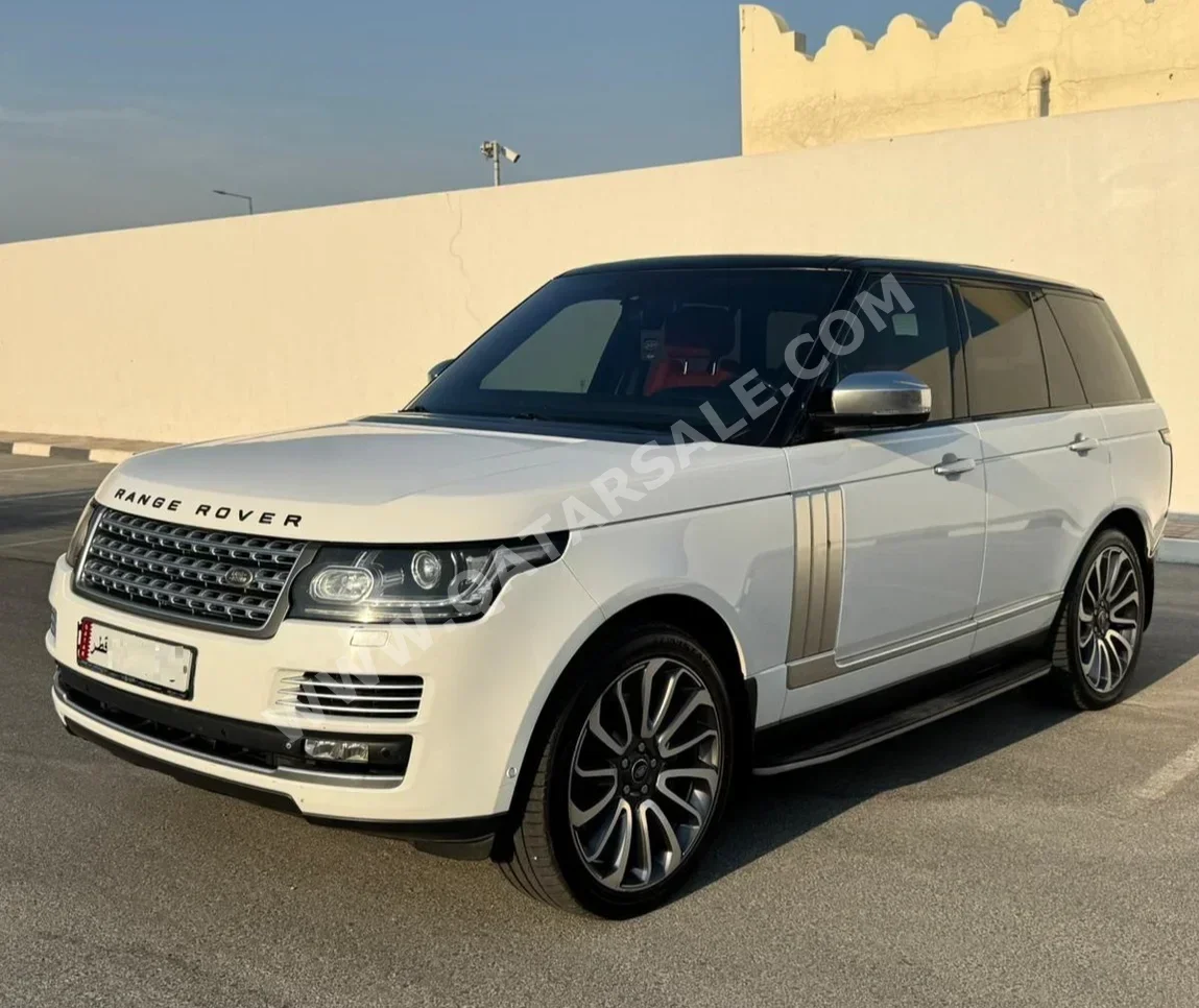 لاند روفر رنج روفر فوج اوتوبايوغرافي 2014 اوتوماتيك 165,000 كم 8 سلندر دفع رباعي اس يو في أبيض