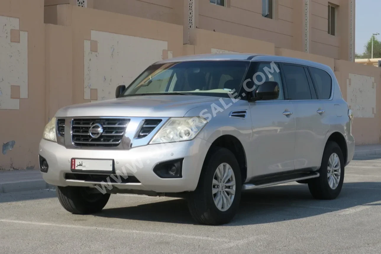 Nissan Patrol XE 2017 Automatic 234,000 Km 6 Cylinder Four Wheel Drive (4WD) SUV Gray