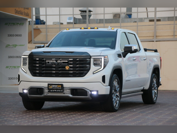 جي ام سي  سييرا  دينالي  2023  اوتوماتيك  63,000 كم  8 سلندر  دفع رباعي  اس يو في  أبيض لؤلؤي  تحت الضمان