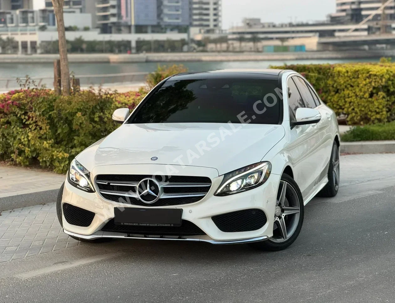 Mercedes-Benz C-Class 200 2015 Automatic 93,000 Km 4 Cylinder Rear Wheel Drive (RWD) Sedan White