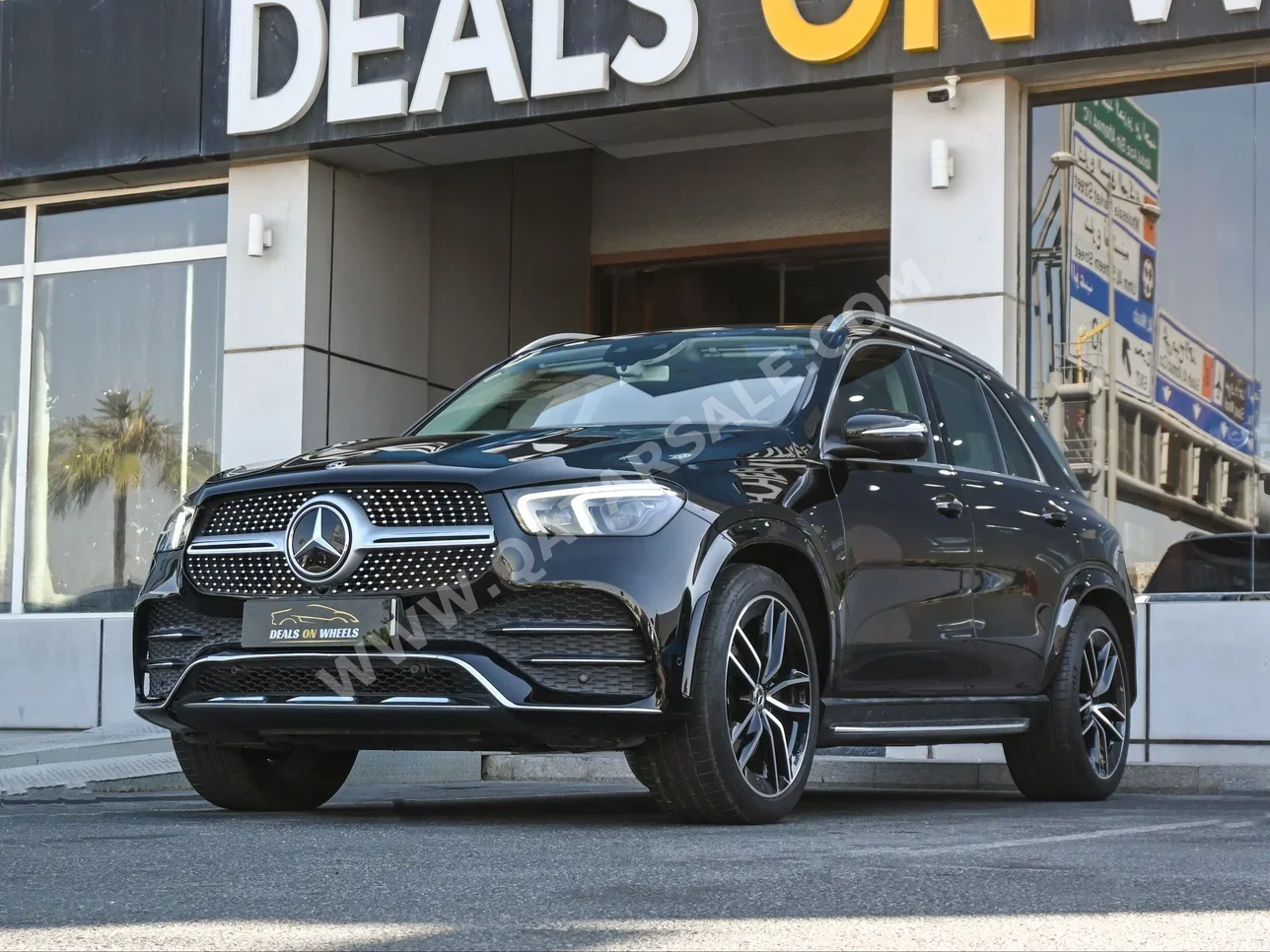 مرسيدس - بنز  جي ال اي  450  2019  اوتوماتيك  99,000 كم  6 سلندر  دفع رباعي  اس يو في  أسود