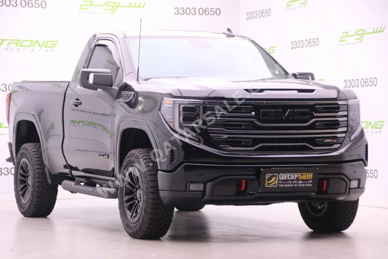 GMC Sierra AT4 2025 Automatic 16,500 Km 8 Cylinder Four Wheel Drive (4WD) Pick Up Black With Warranty