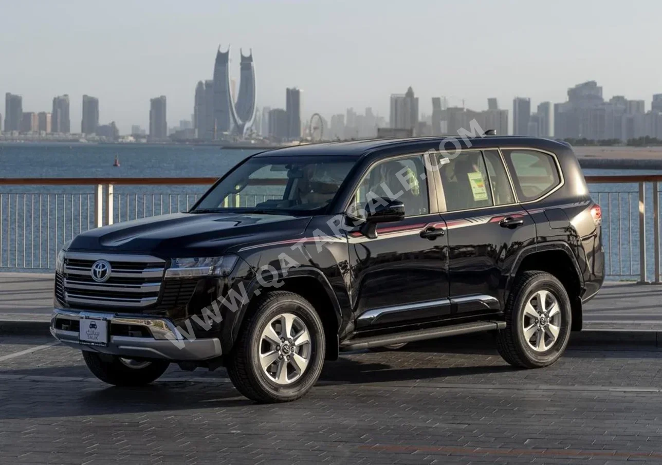 تويوتا لاند كروزر جي اكس ار 6 سلندر إس يو في 4 في 4 أسود 2025
