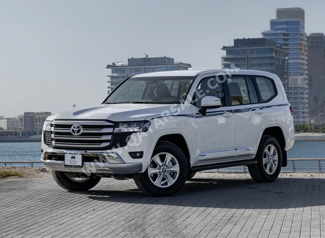 تويوتا  لاند كروزر جي اكس ار  6 سلندر  إس يو في 4 في 4  أبيض  2025