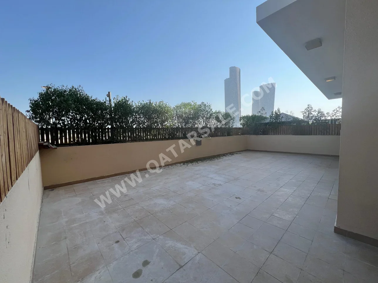 2 غرف نوم  شقة  للايجار  في لوسيل  مفروشة بالكامل