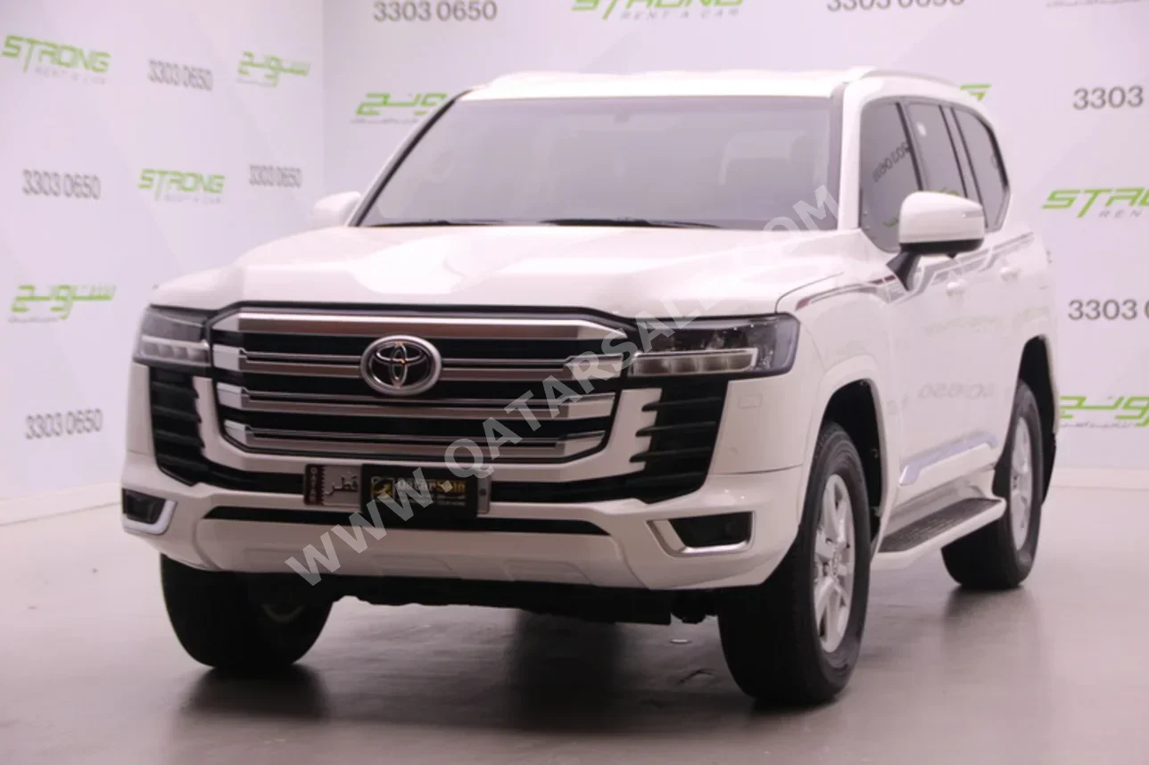 Toyota  Land Cruiser  GX  2022  Automatic  160,000 Km  6 Cylinder  Four Wheel Drive (4WD)  SUV  White