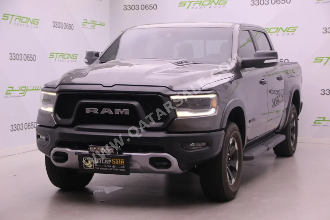 Dodge  Ram  Rebel  2021  Automatic  95,000 Km  8 Cylinder  Four Wheel Drive (4WD)  Pick Up  Gray