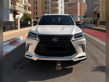 لكزس ال اكس 570 اس 2021 اوتوماتيك 56,000 كم 8 سلندر دفع رباعي اس يو في أبيض لؤلؤي