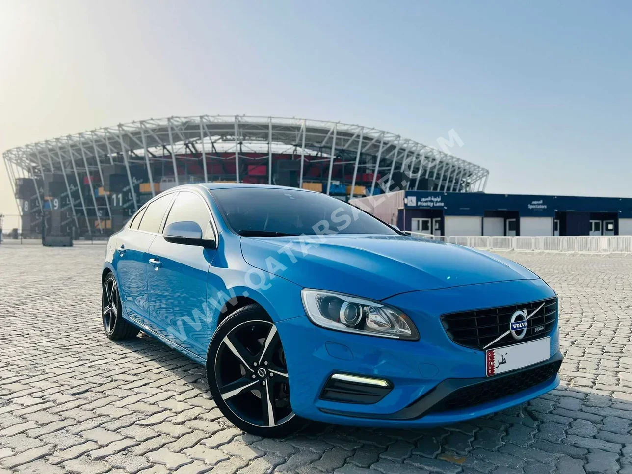 فولفو اس 60 2015 اوتوماتيك 136,000 كم 6 سلندر دفع كلي مستمر سيدان ازرق